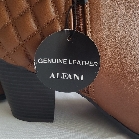 New 
Alfani Wakefield Women's Ankle Boots Brown Leather Zip Up, Size: 9.5M - Picture 12 of 15